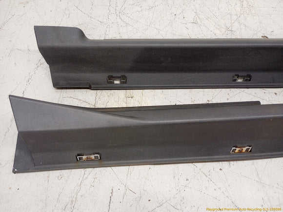 Hummer H3 Pair Of Rocker Panel Side Skirts
