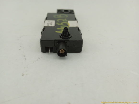 Chrysler Crossfire Antenna Amplifier