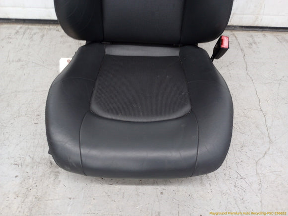 Chrysler Crossfire Pair Of Front Seats