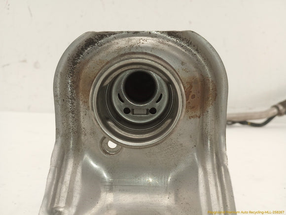 Hummer H3 Fuel Filler Neck