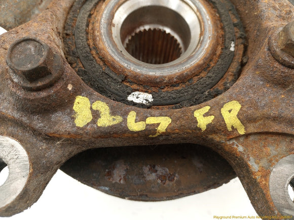 Hummer H3 Passenger Right Front Spindle Knuckle Hub