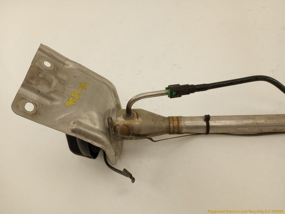 Hummer H3 Fuel Filler Neck