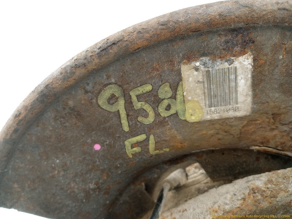 Hummer H3 Driver Left Front Spindle Knuckle Hub