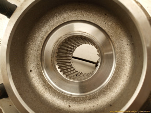 Hummer H3 Driver Left Front Spindle Knuckle Hub