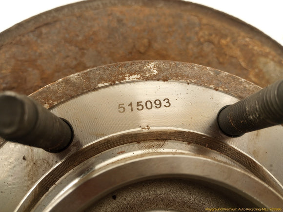 Hummer H3 Driver Left Front Spindle Knuckle Hub