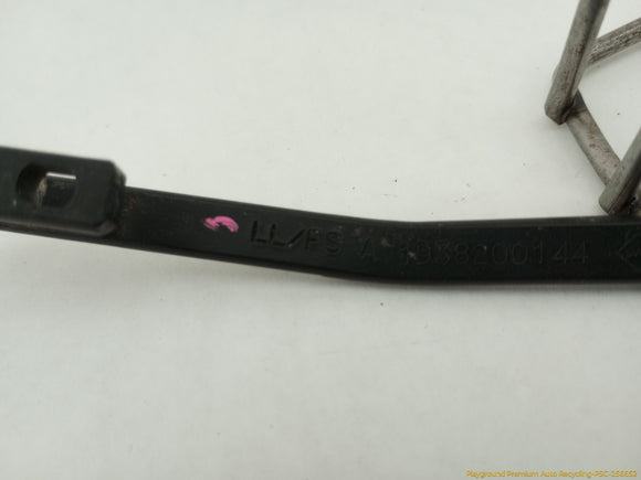 Chrysler Crossfire Pair Of Windshield Wiper Arms