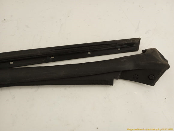 Chrysler Crossfire Windshield Seal Weatherstrip