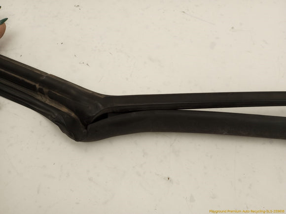 Chrysler Crossfire Windshield Seal Weatherstrip