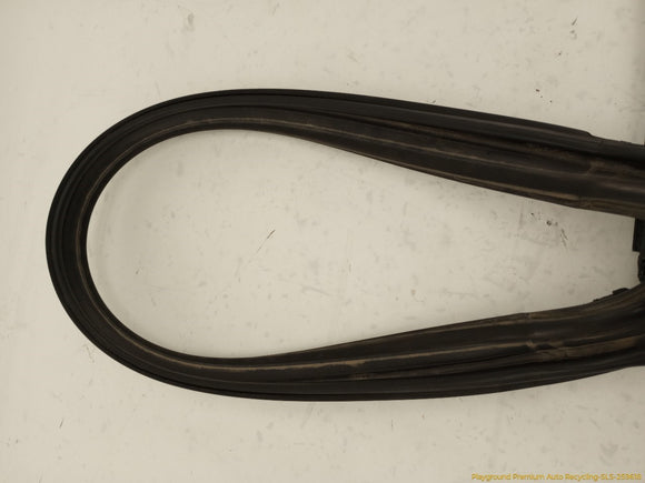 Chrysler Crossfire Windshield Seal Weatherstrip
