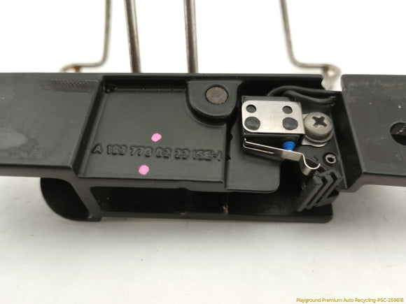 Chrysler Crossfire Pair Of Convertible Top Latch Striker Plates