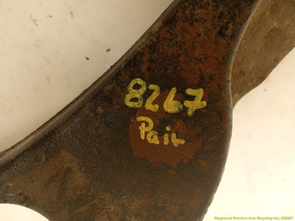 Hummer H3 Pair Of Front Lower Control Arms