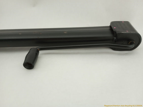 BMW 735i Vehicle Jack