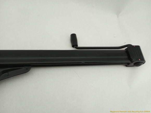 BMW 735i Vehicle Jack