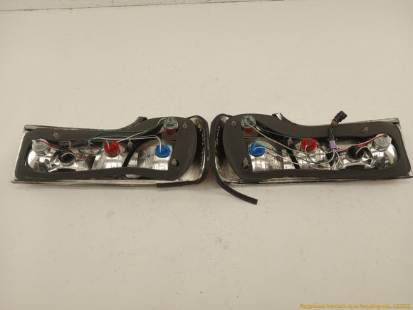 BMW 735i Pair Of Tail Lamps