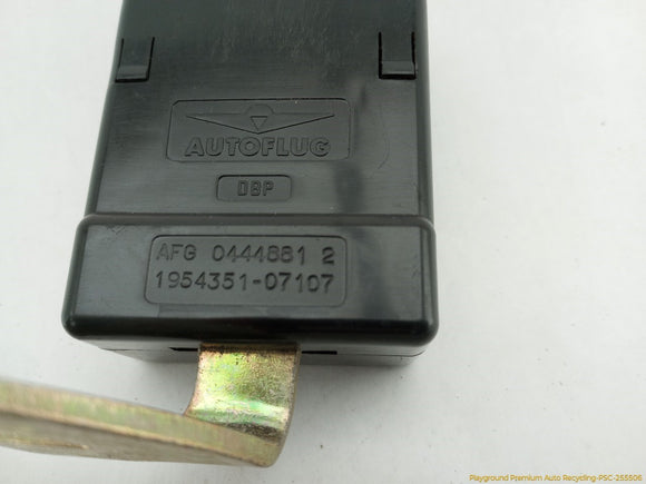 BMW 735i Pair Of Rear Seat Belt Retractors