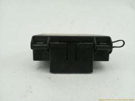Chrysler Crossfire Engine Fuse Box - 0