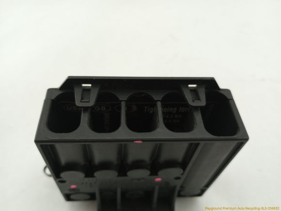 Chrysler Crossfire Engine Fuse Box
