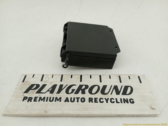 Chrysler Crossfire Engine Fuse Box