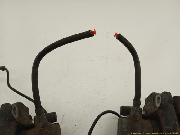 Chrysler Crossfire Pair Of Front Brake Calipers