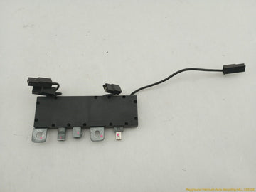 BMW 735i Antenna Amplifier - 0