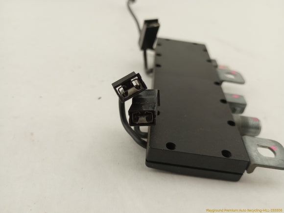 BMW 735i Antenna Amplifier