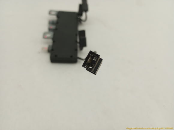 BMW 735i Antenna Amplifier