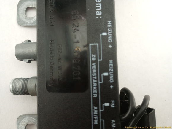 BMW 735i Antenna Amplifier