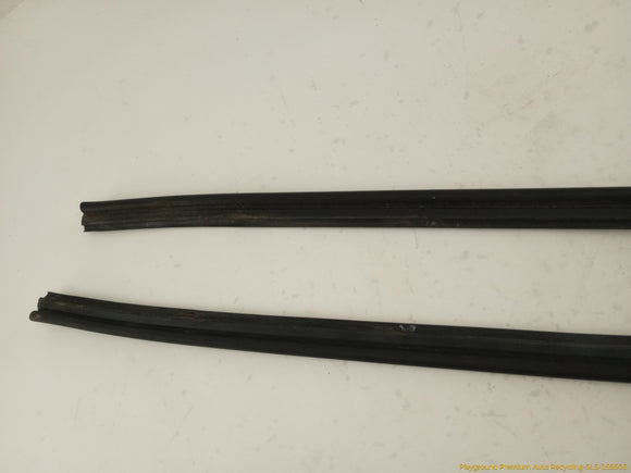 BMW 735i Engine Bay Seal Weatherstrip