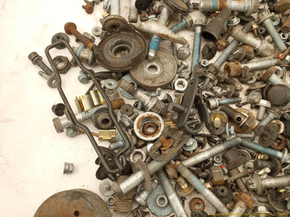 Chrysler Crossfire Dismantling Hardware Fasteners Bolts & Nuts