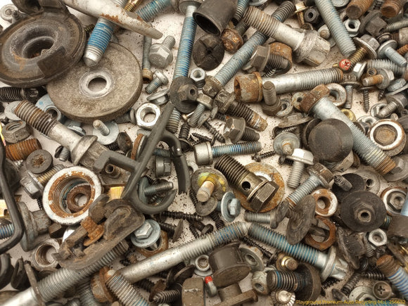 Chrysler Crossfire Dismantling Hardware Fasteners Bolts & Nuts