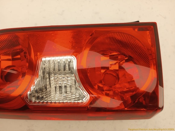 Nissan Xterra Driver Left Tail Lamp