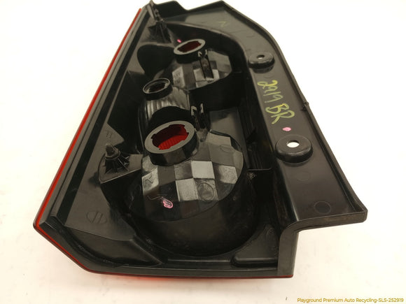 Nissan Xterra Passenger Right Tail Lamp