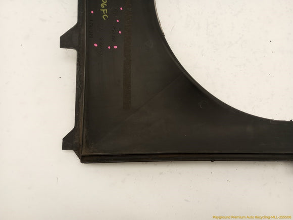 BMW 735i Radiator Shroud