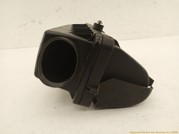BMW 735i Air Cleaner Box Housing