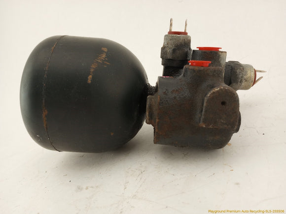 BMW 735i Brake Pressure Accumulator Regulator