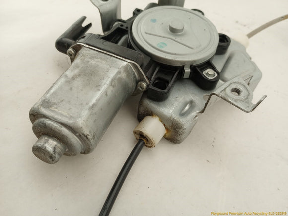 Nissan Xterra Driver Left Front Window Regulator