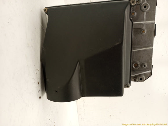 BMW 735i Engine Control Module Fuse Box Housing