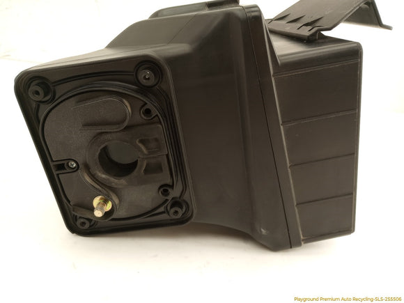 BMW 735i Engine Fuse Box