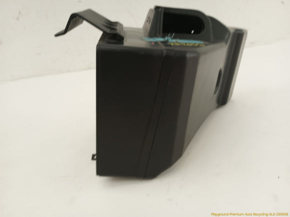 BMW 735i Engine Fuse Box