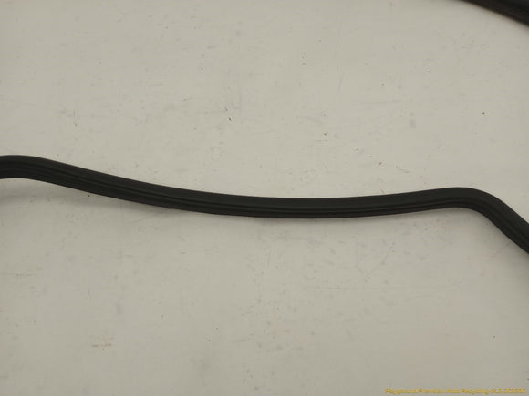 BMW 735i Trunk Lid Seal Weatherstrip