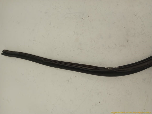 BMW 735i Trunk Lid Seal Weatherstrip