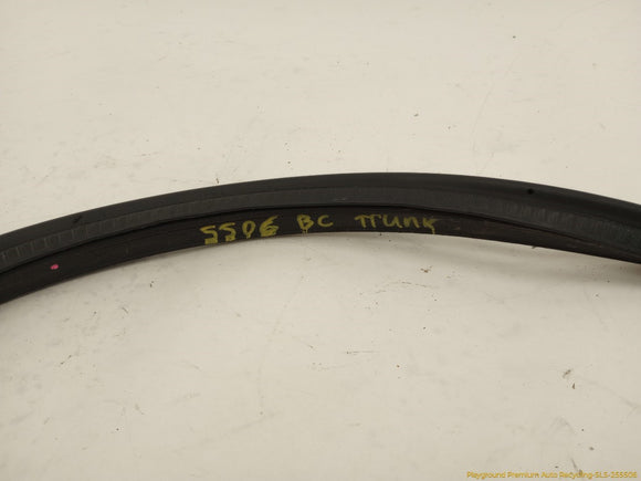 BMW 735i Trunk Lid Seal Weatherstrip