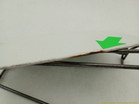 BMW 735i Fuel Filler Door