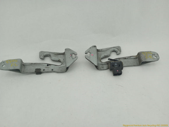 BMW 735i Pair Of Hood Notch Brackets