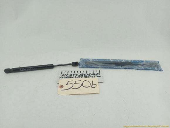 BMW 735i Pair Of Hood Struts