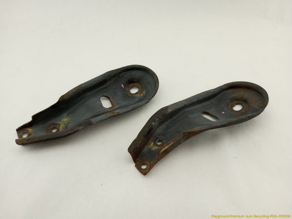BMW 735i Pair Of Rear Subframe Support Brackets