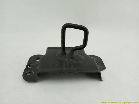 Nissan Xterra Pair Of Rear Seat Strikers