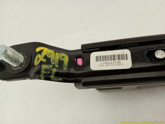 Nissan Xterra Pair Of Front Seat Belt Height Adjusters