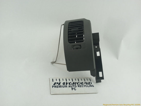 Nissan Xterra Passenger Right Dash Air Vent