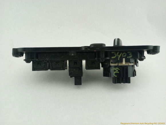Nissan Xterra Transfer Case Control Switch